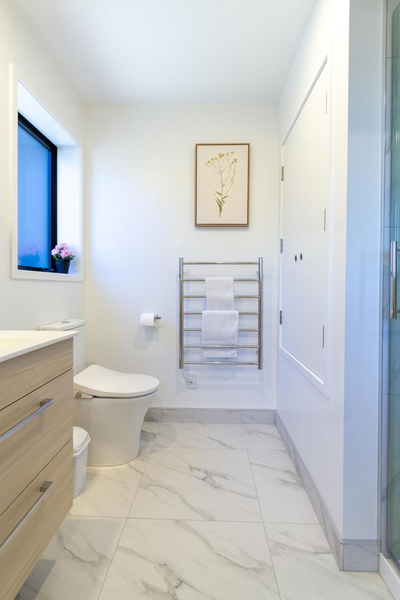 Luxury Studio With Balcony - Close To Supermarket Крайстчърч Екстериор снимка